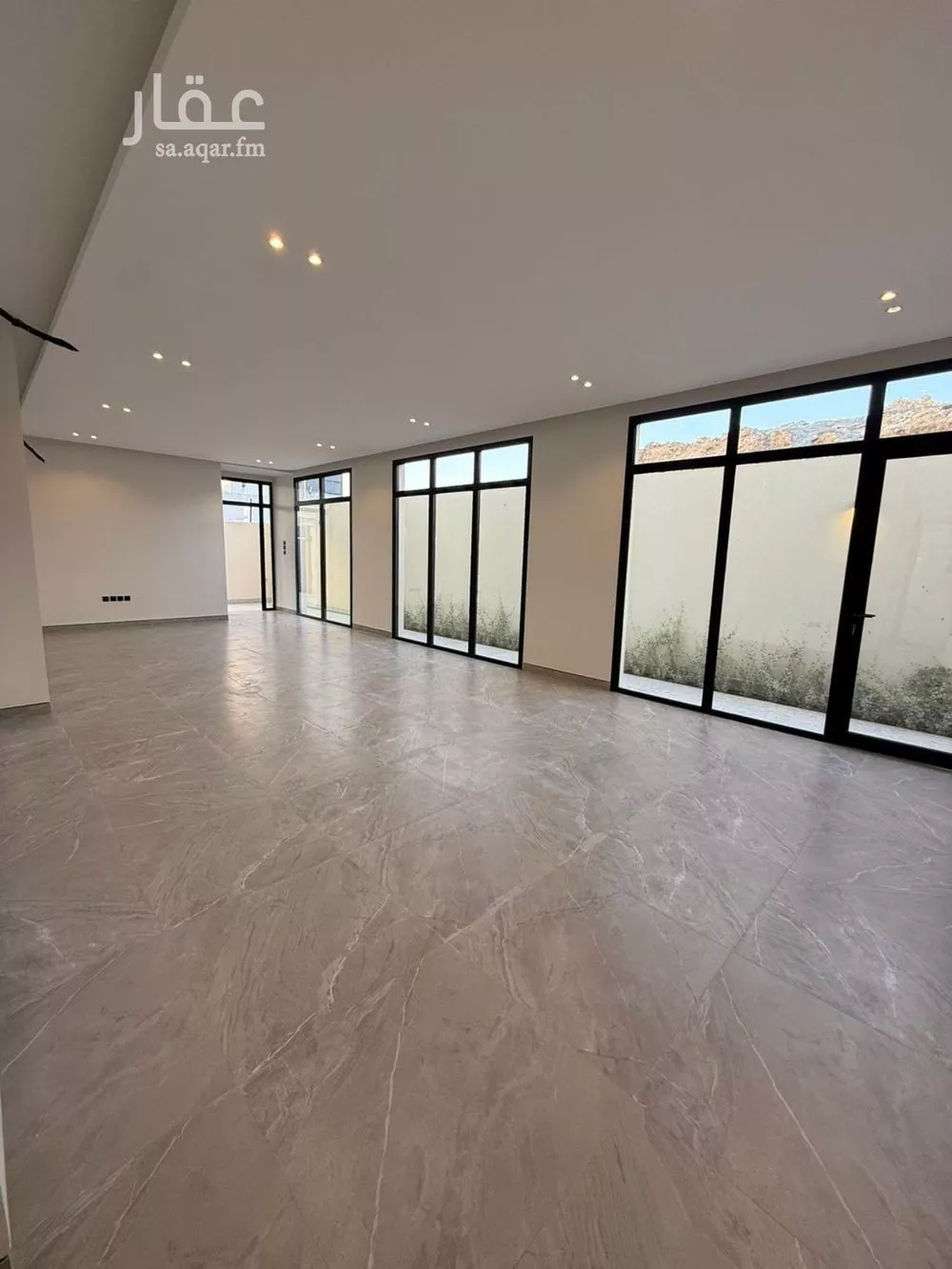 دور 4 غرف في النرجس 5