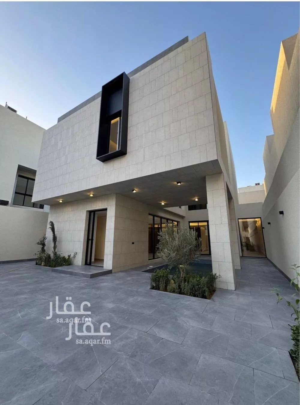 فيلا 5 غرف في النرجس 1