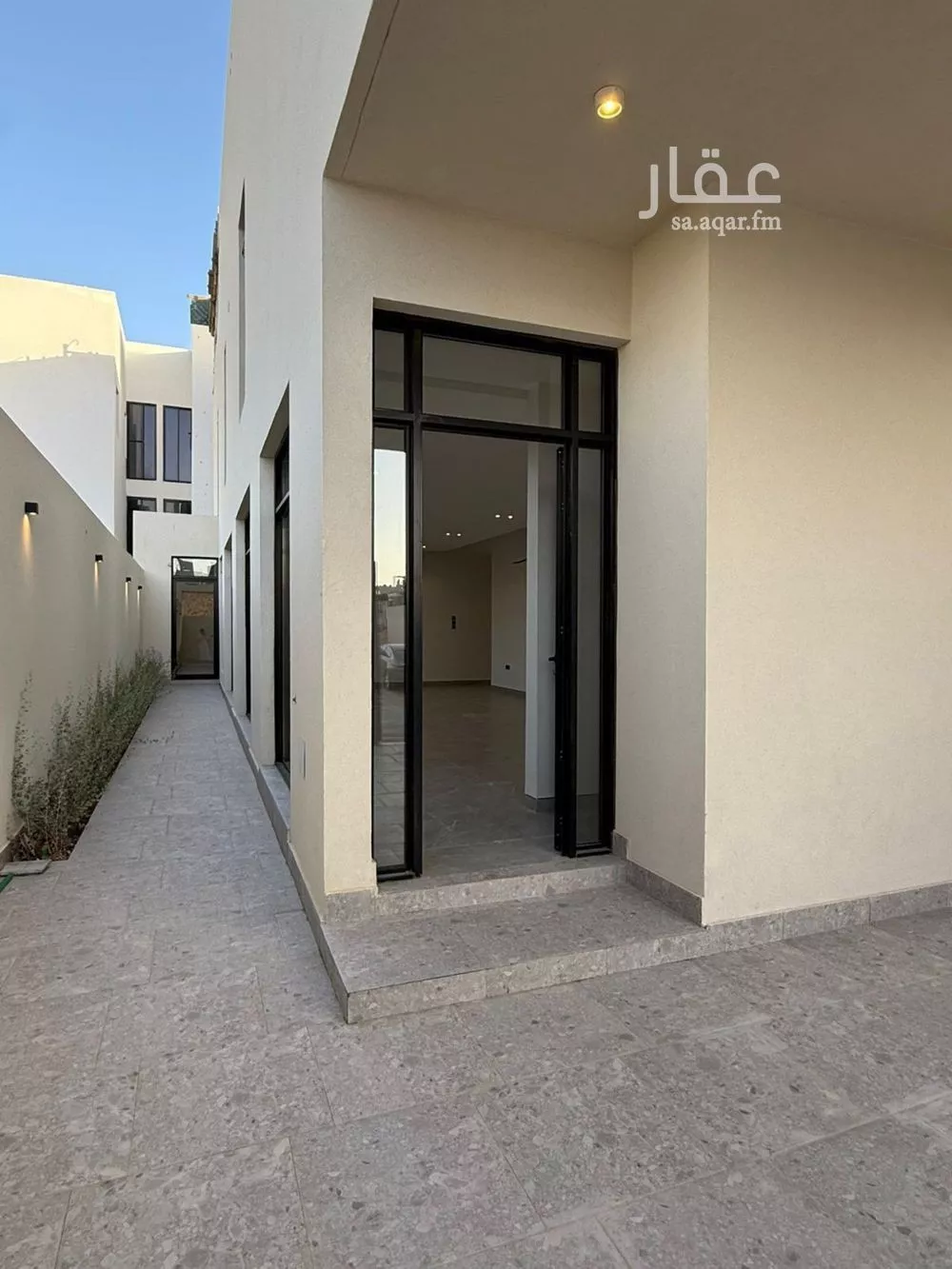 دور 4 غرف في النرجس 2