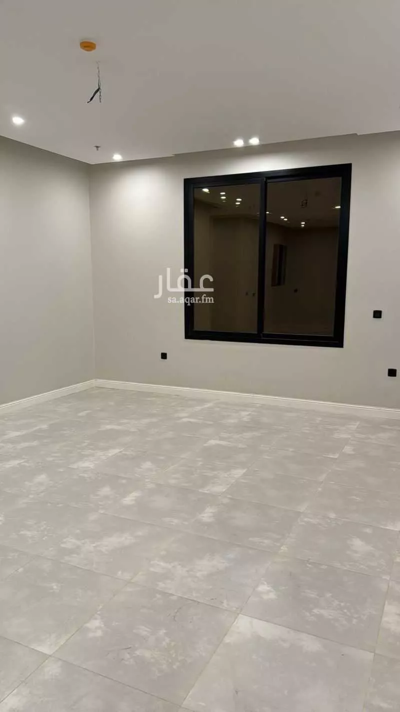 شقة 4 غرف في الرمال 3