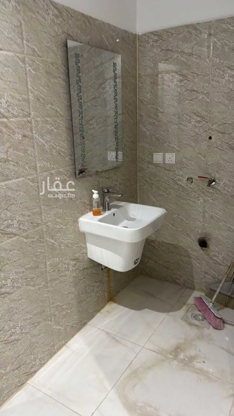 11 bedroom villa in Al Munsiyah 3