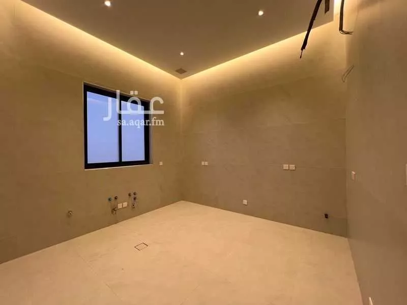 6 bedroom floor in Az Zomorod 5