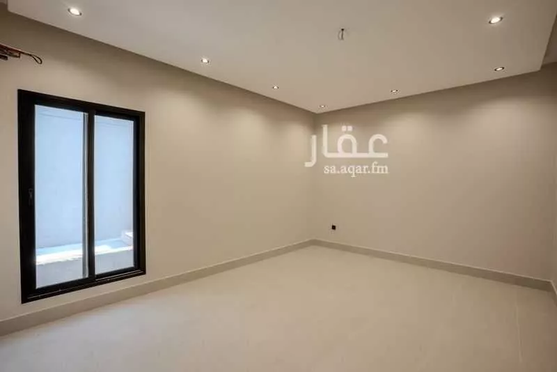 5 bedroom villa in Ash Shulah 2