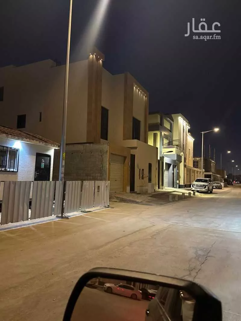 فيلا 8 غرف في القادسية 4