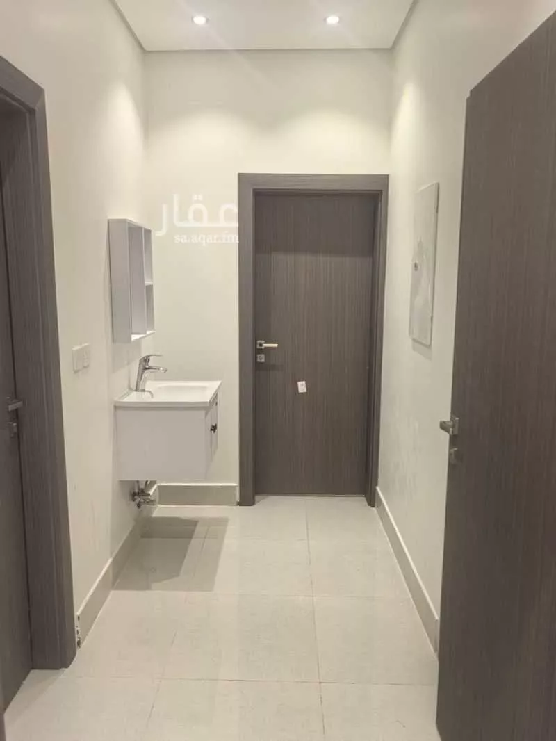 3 bedroom floor in Al Aridh 4