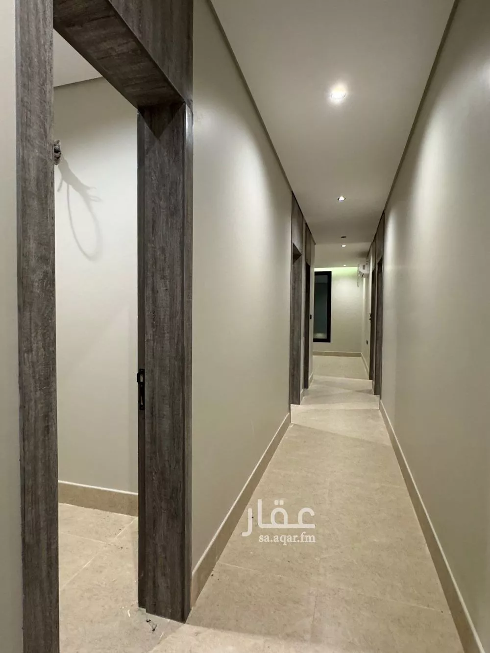 شقة 4 غرف في الحمرا 2