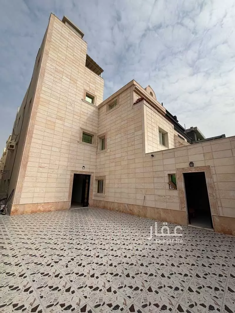 فيلا 12 غرف في البساتين 2