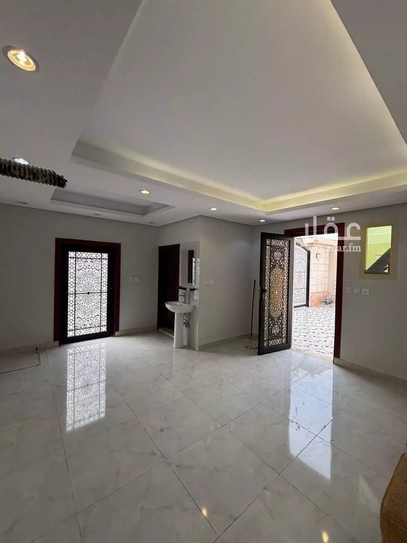 فيلا 12 غرف في البساتين 4