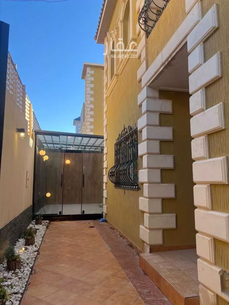 5 bedroom villa in Al Muhammadiyah, Riyadh 11