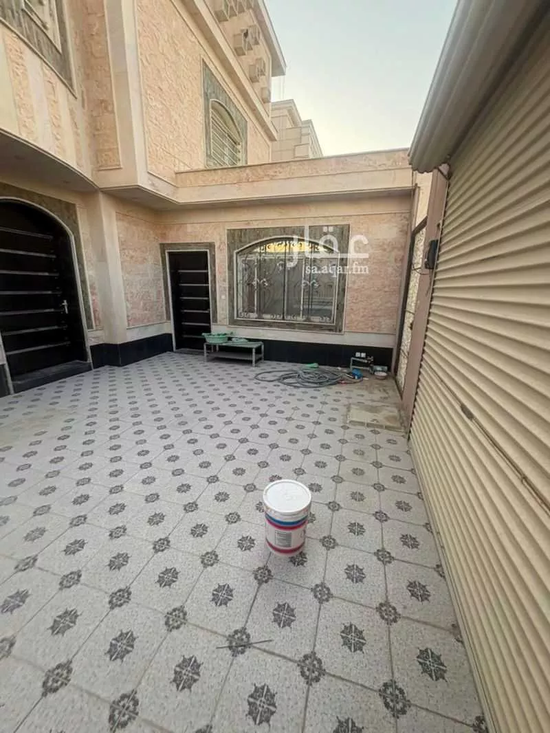 فيلا 5 غرف في طويق 1