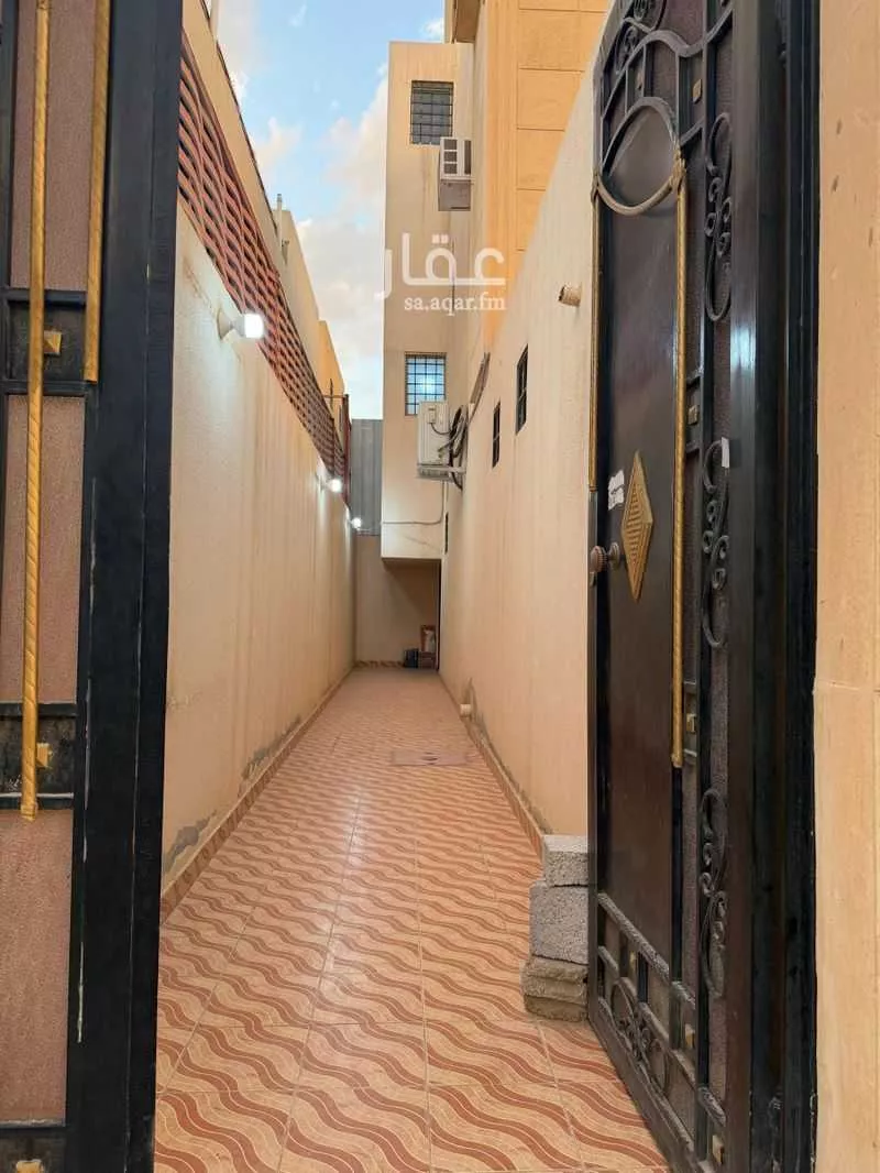 دور 4 غرف في المونسية 5