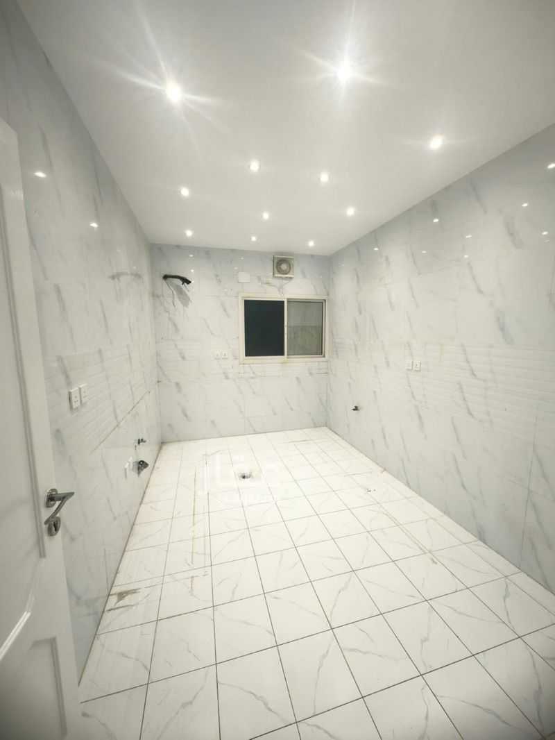 3 bedroom apartment in Al Ajwad, Jeddah 7