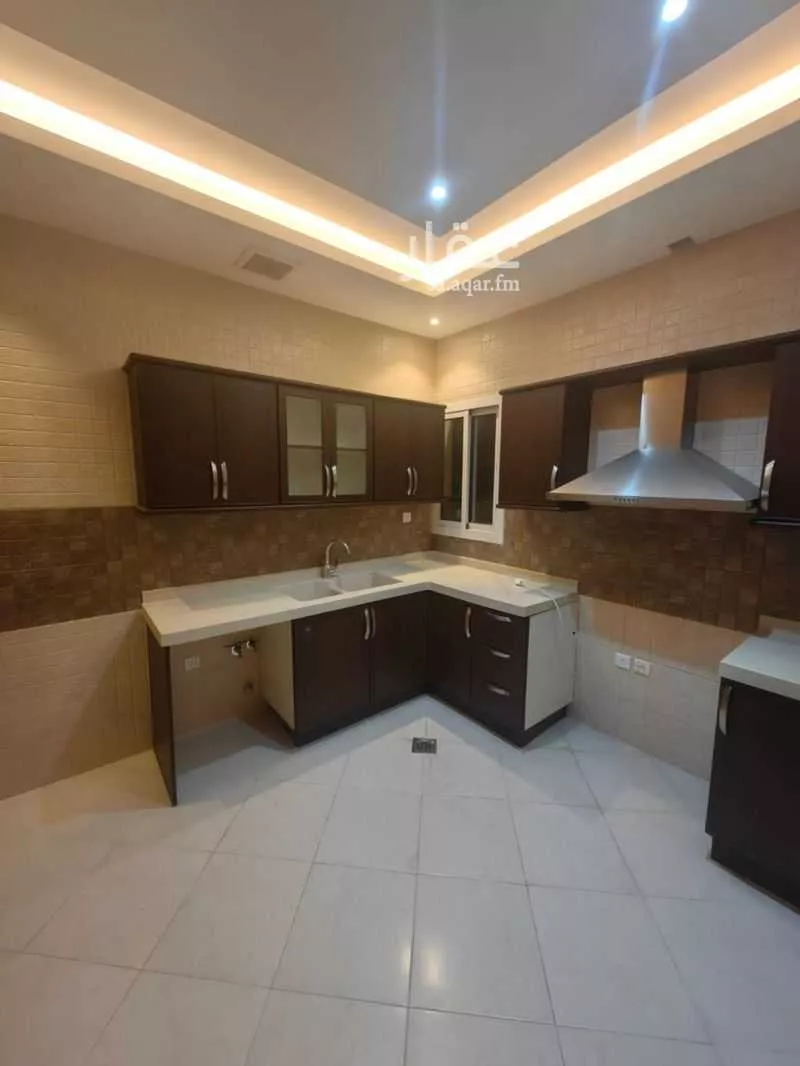 4 bedroom apartment in Al Wurud, Jeddah 9