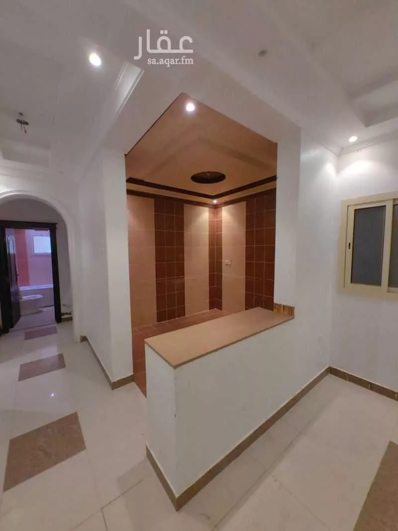 شقة 4 غرف في المروة 5