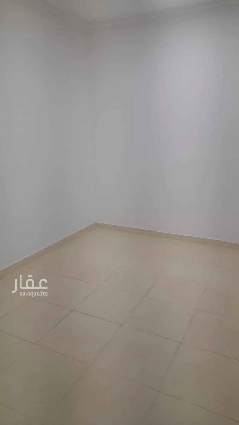 شقة 3 غرف في الملقا 5