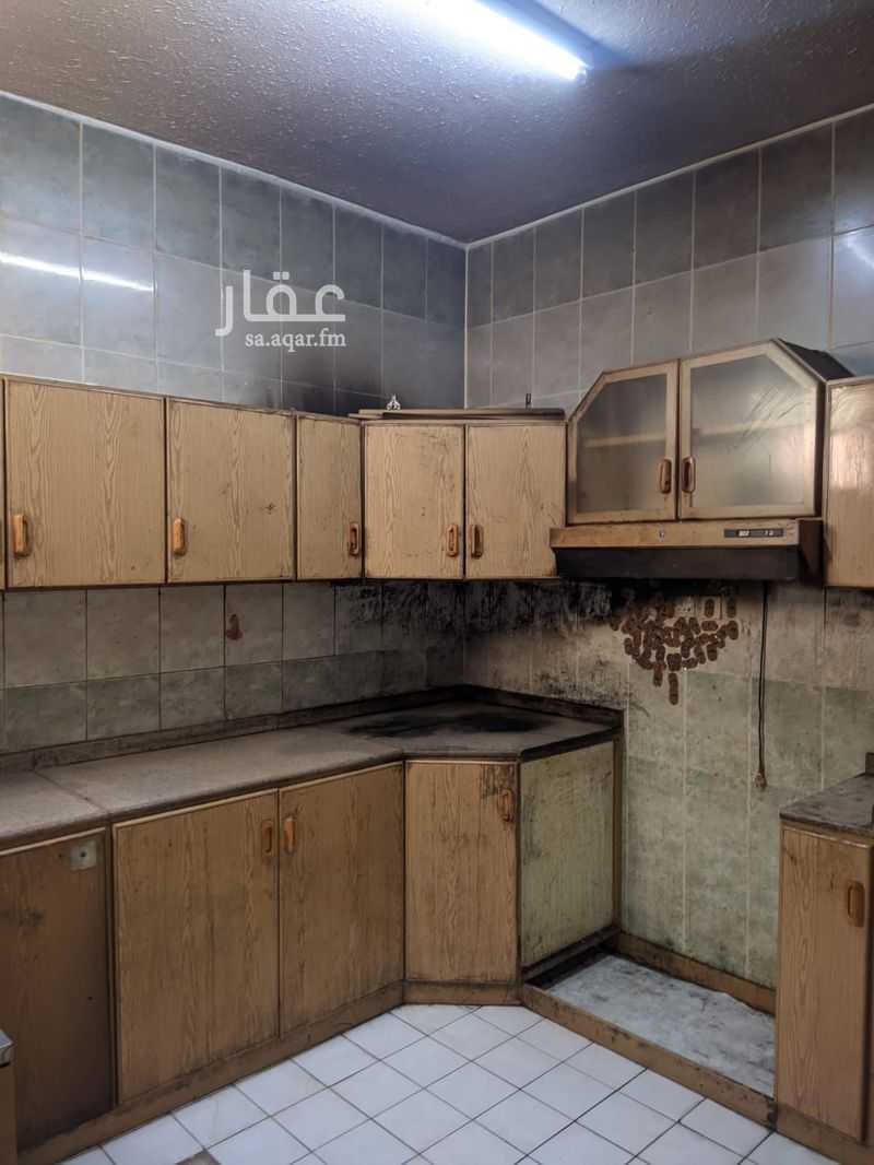3 bedroom apartment in Ad Dhubbat, Riyadh 6