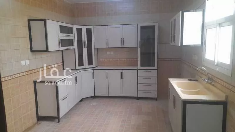 شقة 3 غرف في الملقا 1