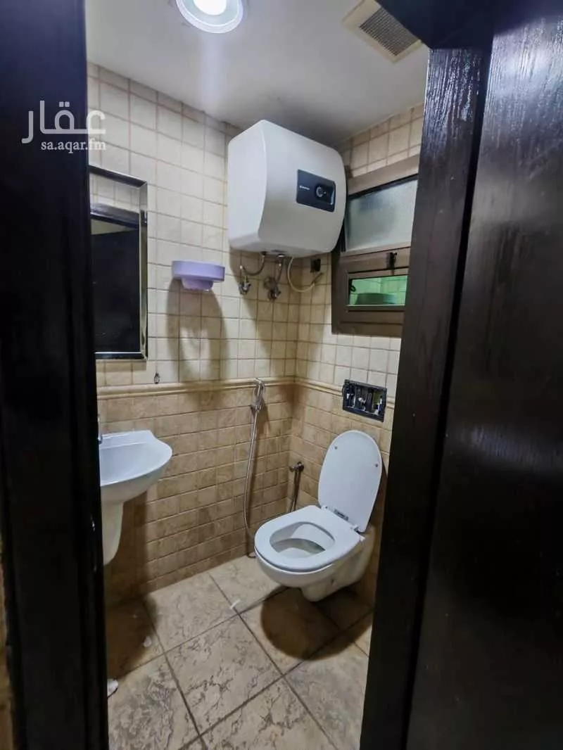 3 bedroom office in Al Malaz, Riyadh 4
