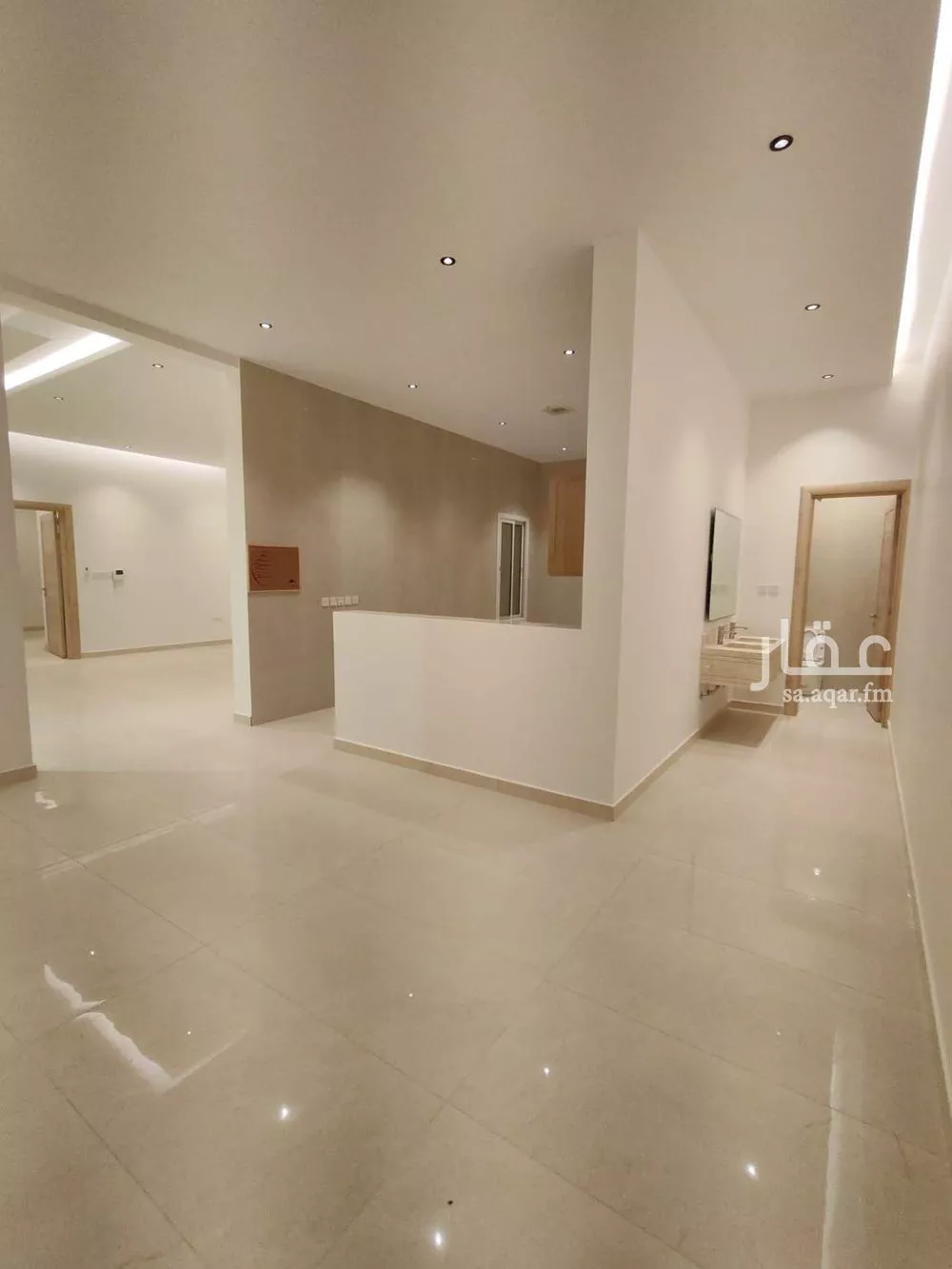 5 bedroom villa in Irqah, Riyadh 7