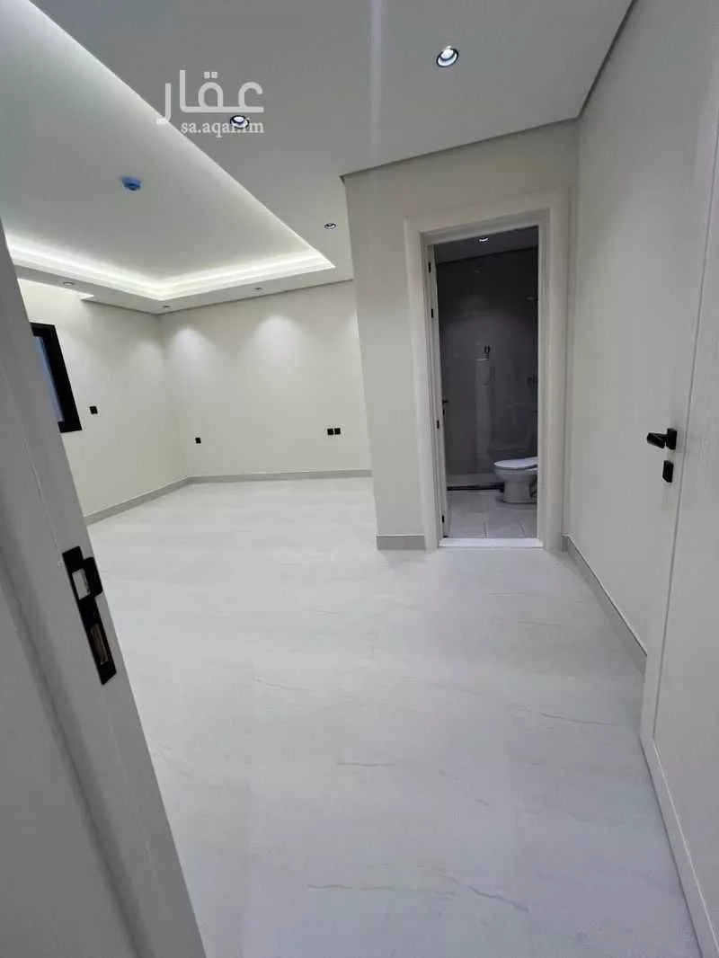 شقة 4 غرف في الملقا 5