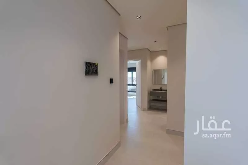 شقة 4 غرف في الملقا 4