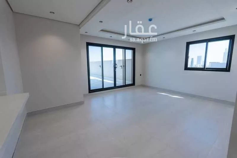 شقة 4 غرف في الملقا 3