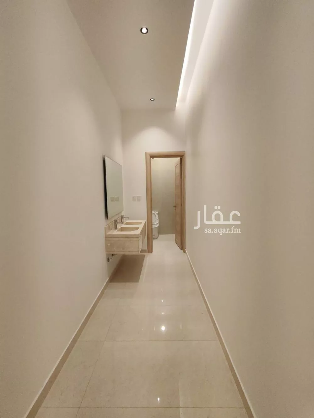 5 bedroom villa in Irqah, Riyadh 9