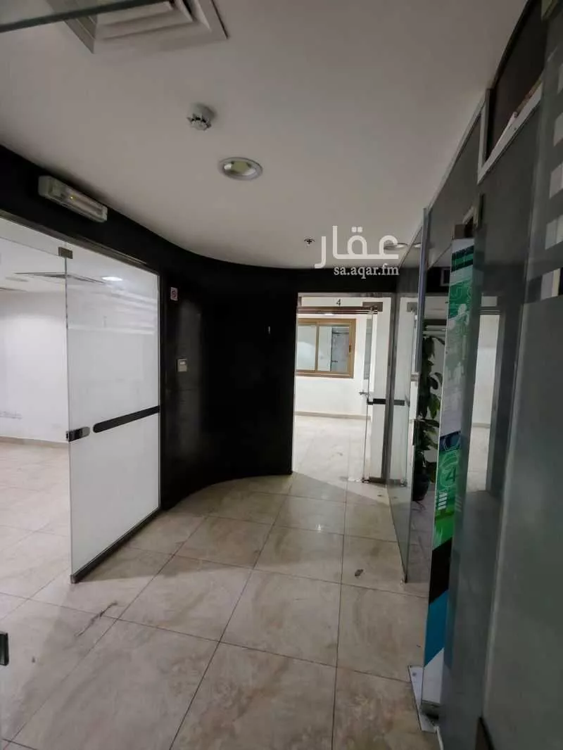 3 bedroom office in Al Malaz, Riyadh 11