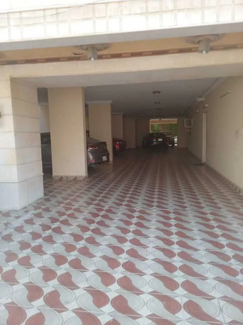 3 bedroom building in Mishrifah, Jeddah 11