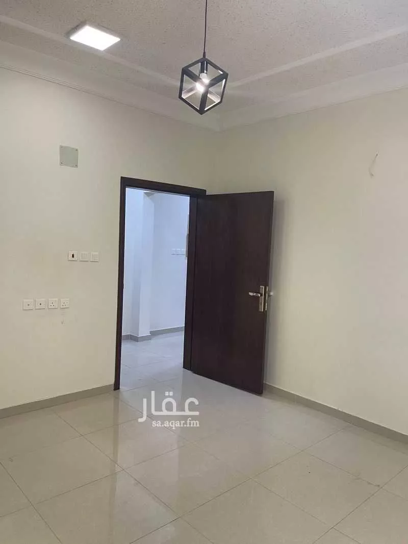 3 bedroom floor in Ad Dar Al Baida 1