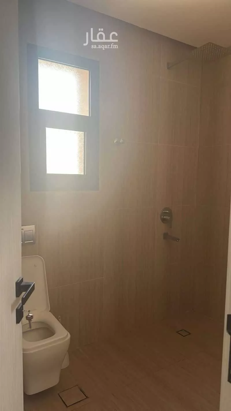 فيلا 4 غرف في الرمال 5