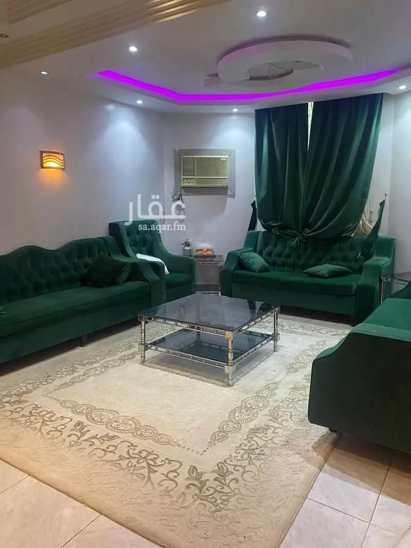 4 bedroom villa in Ishbiliyah, Riyadh 5