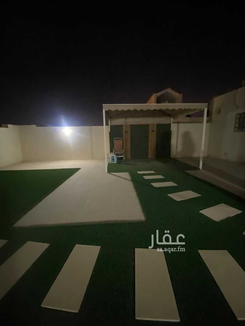 4 bedroom villa in Ishbiliyah, Riyadh 18