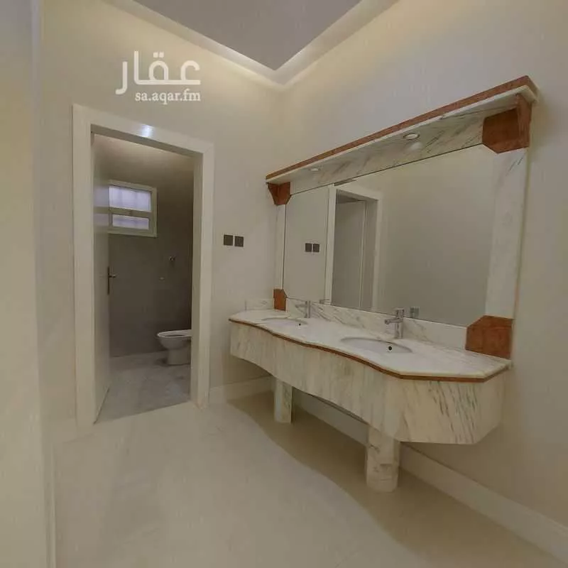 4 bedroom villa in Ishbiliyah, Riyadh 14