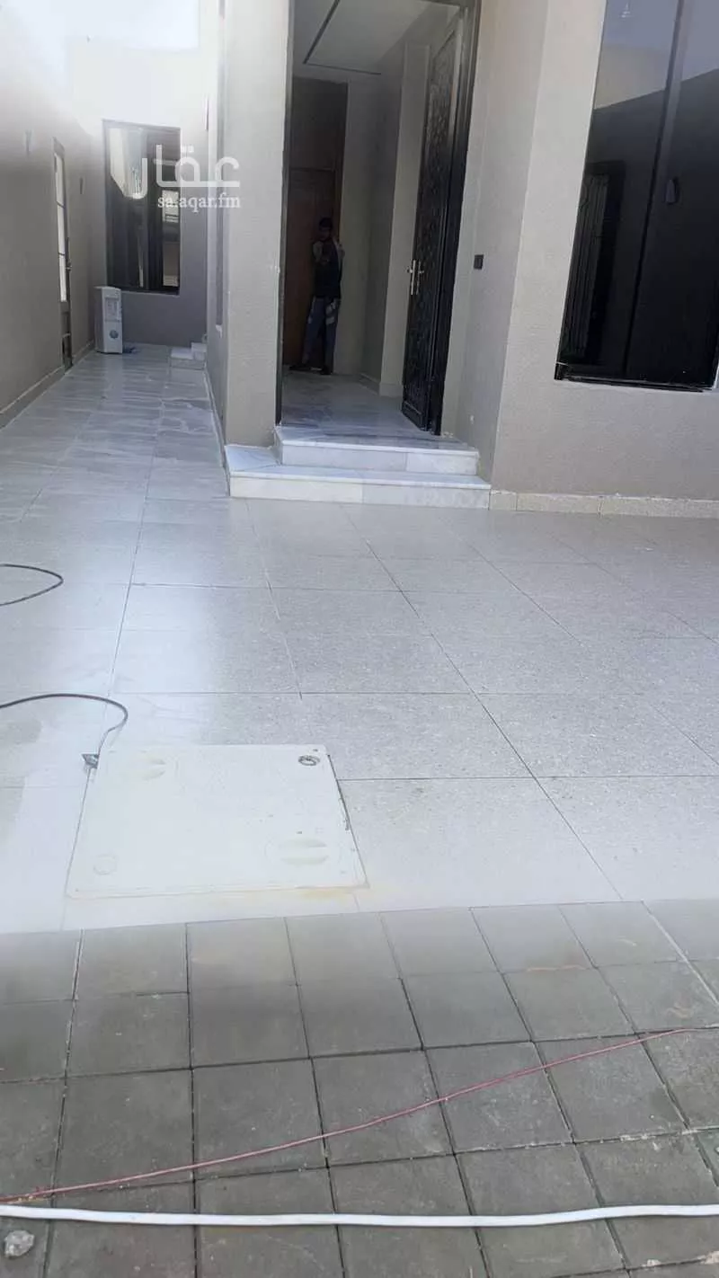 4 bedroom floor in Al Khaleej 3