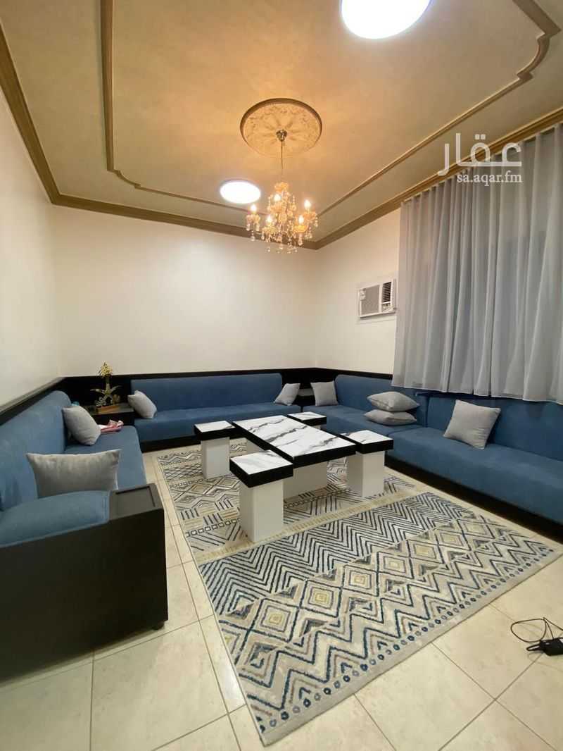 4 bedroom villa in Ishbiliyah, Riyadh 15
