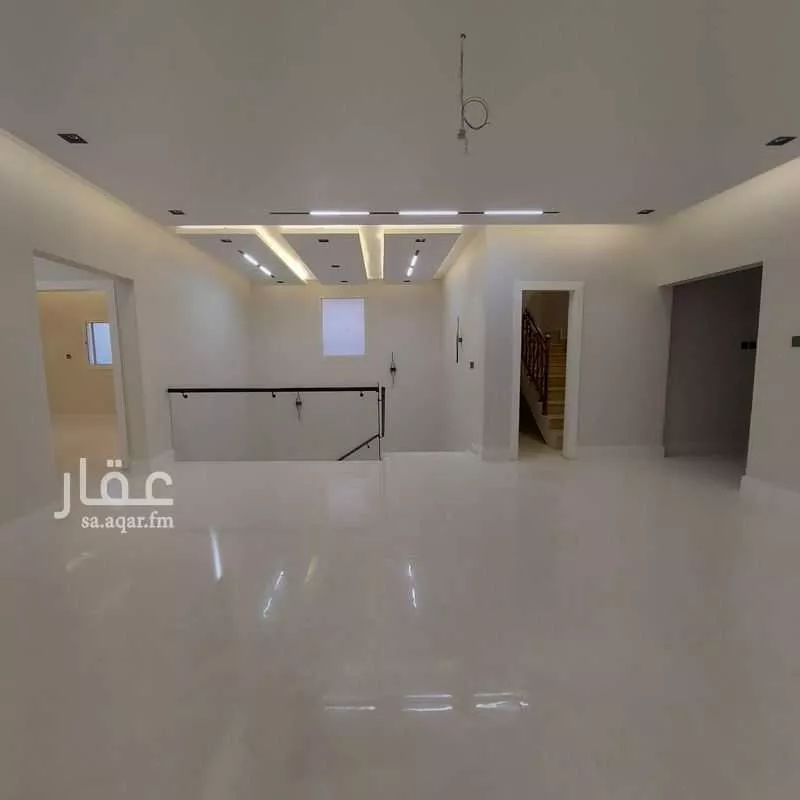 4 bedroom villa in Ishbiliyah, Riyadh 5