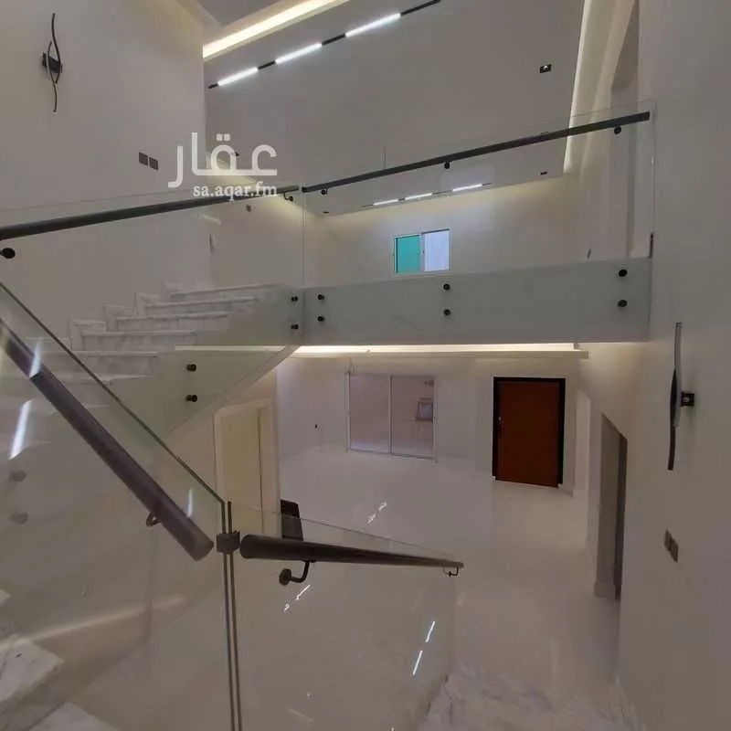4 bedroom villa in Ishbiliyah, Riyadh 16