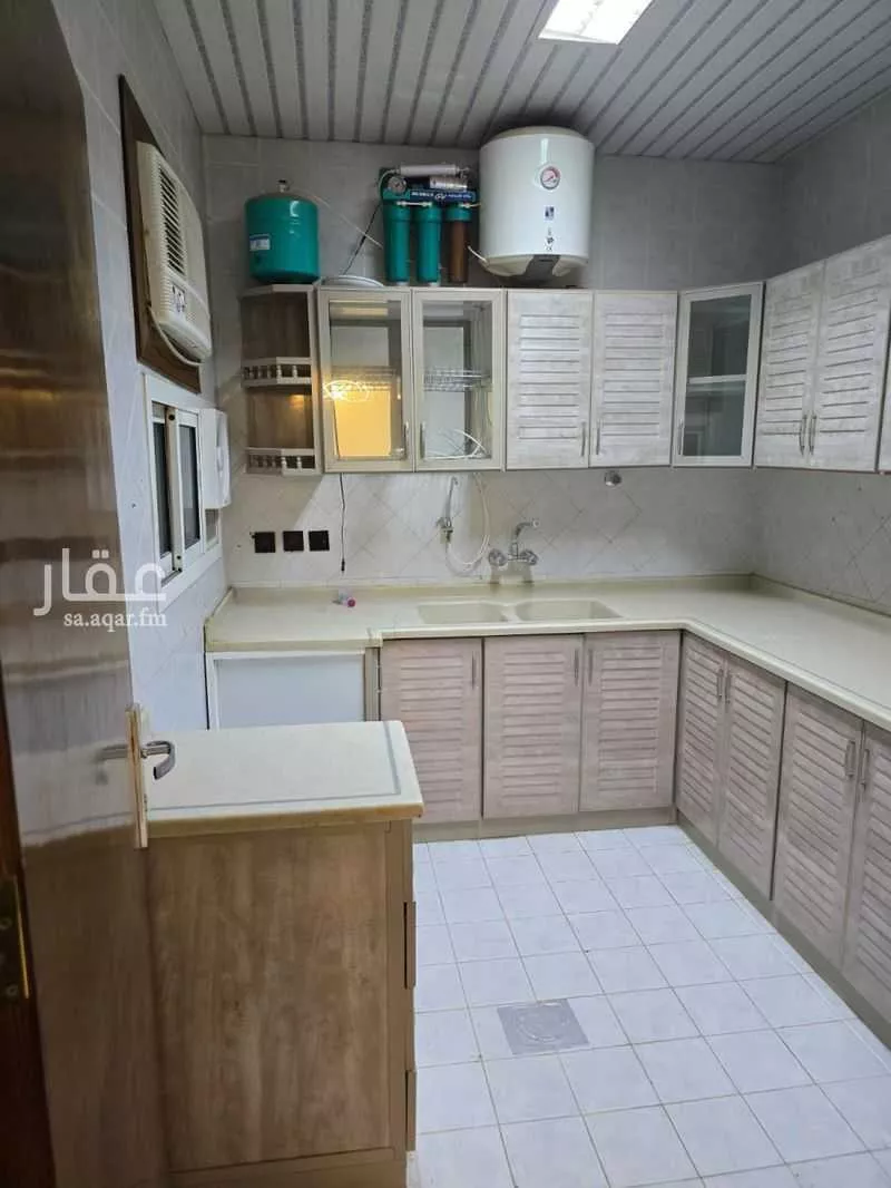 3 bedroom apartment in Al Rawabi, Riyadh 7