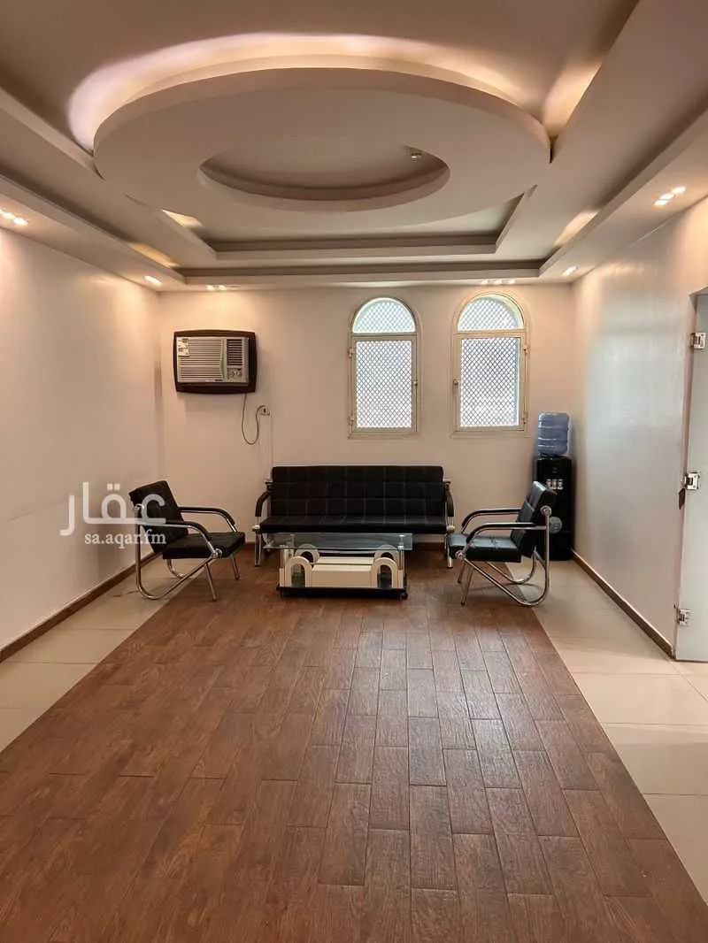 72 sqm office in Al Usayfreen 4