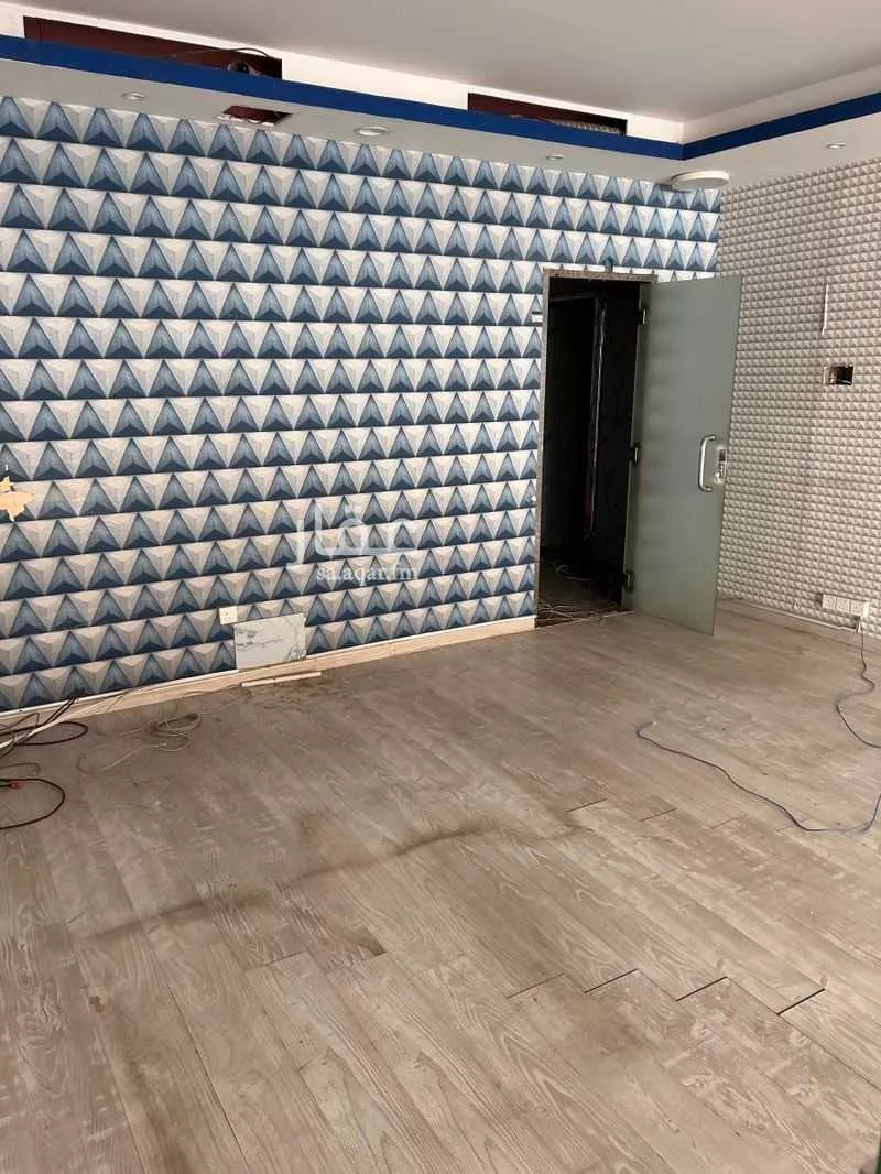 80 sqm shop in Al Fath 1