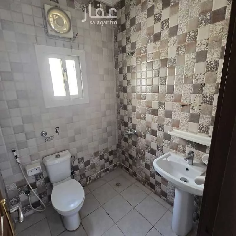 3 bedroom apartment in Al Nuzhah, Jeddah 11