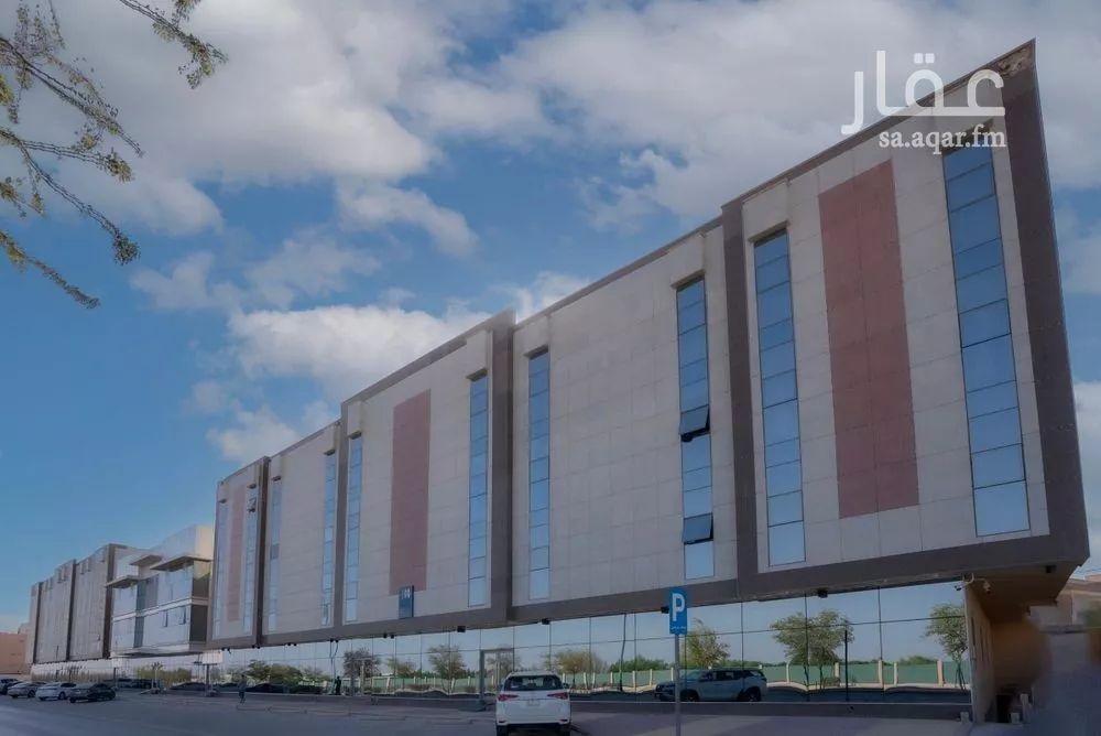 شقة 1 غرف في النخيل 3