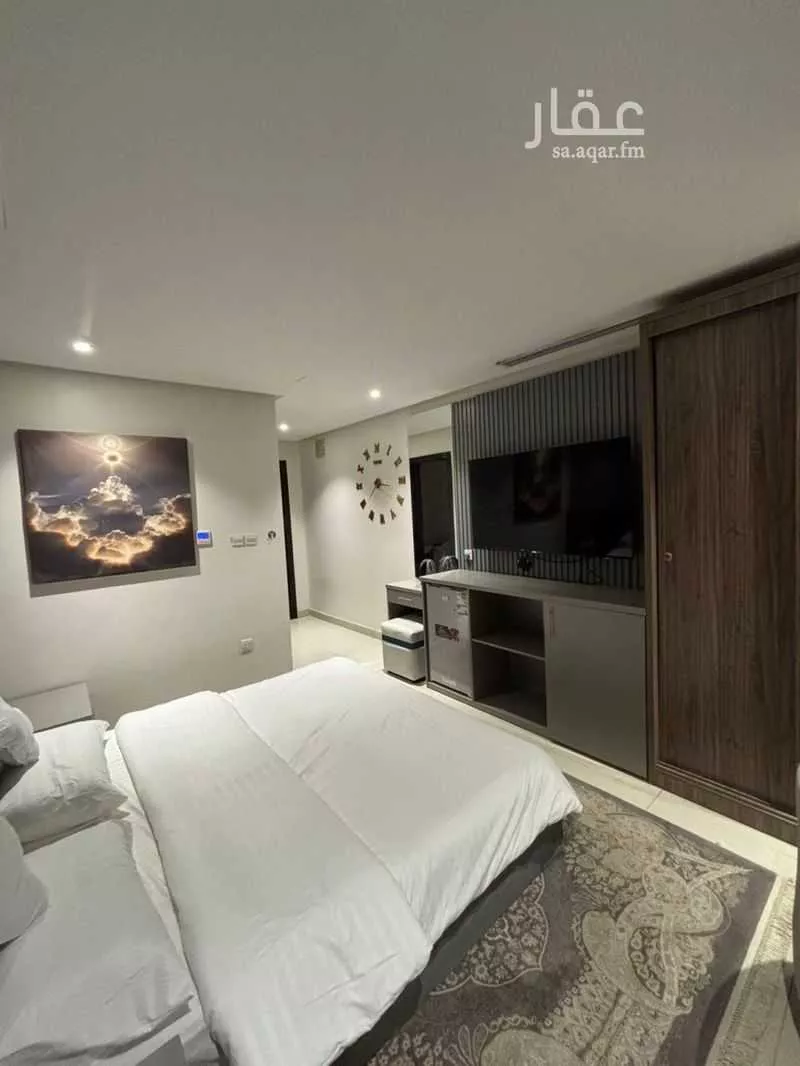 شقة 1 غرف في النخيل 4