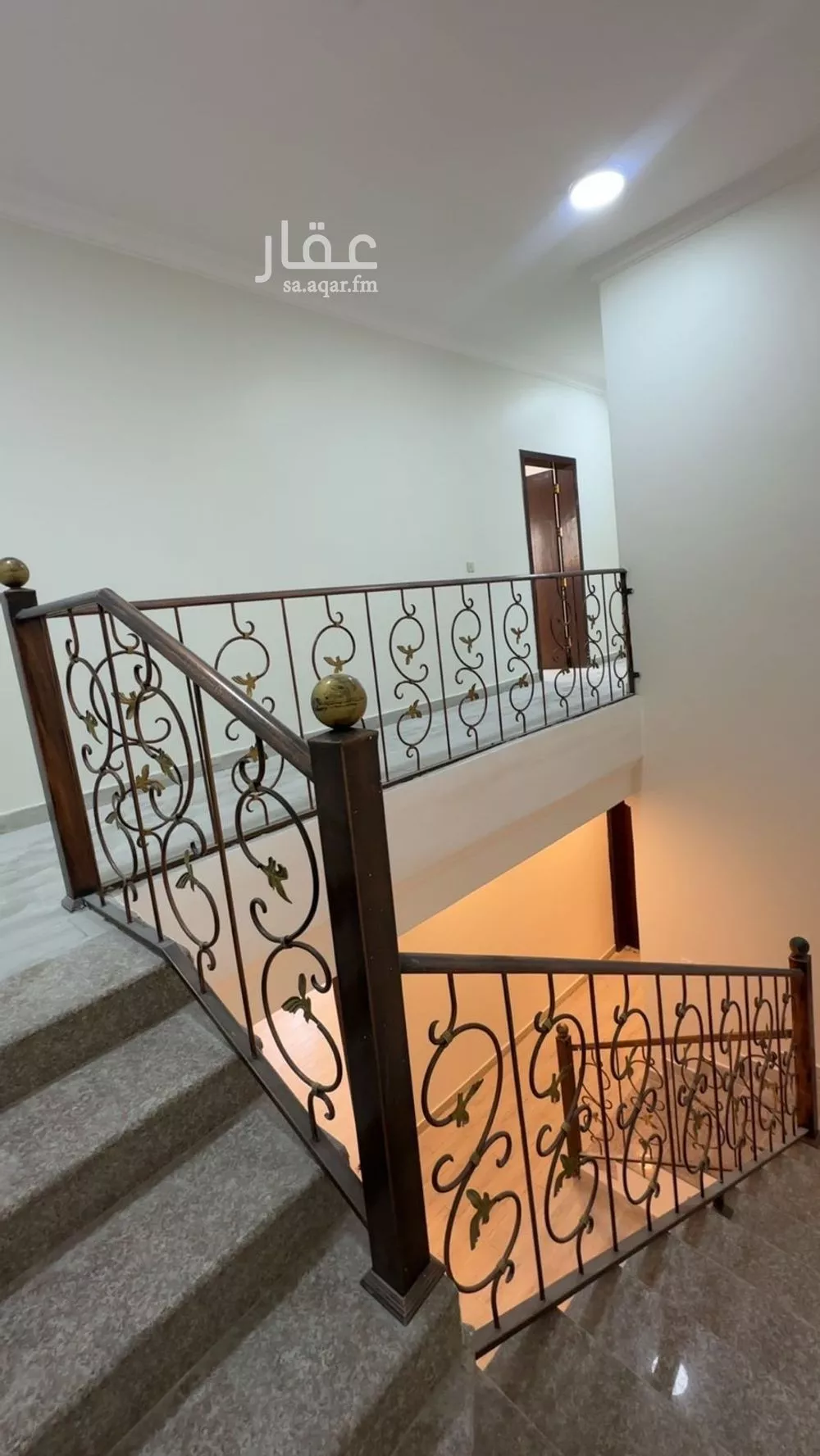 شقة 7 غرف في الندى 1