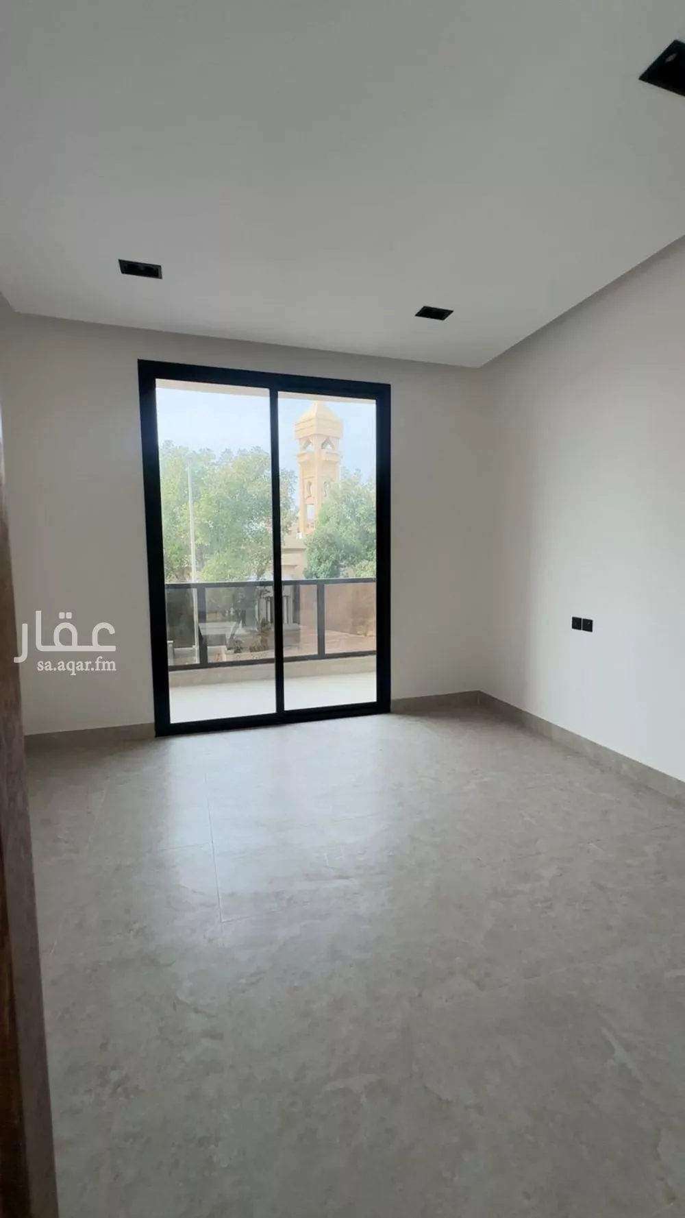 شقة 6 غرف في الامير محمد بن سعود 1