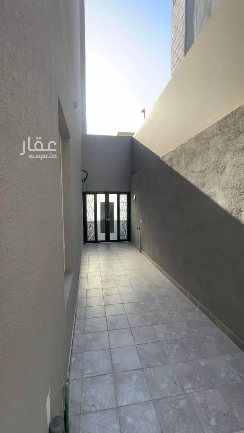 4 bedroom apartment in Hajar, Eastern Province 10