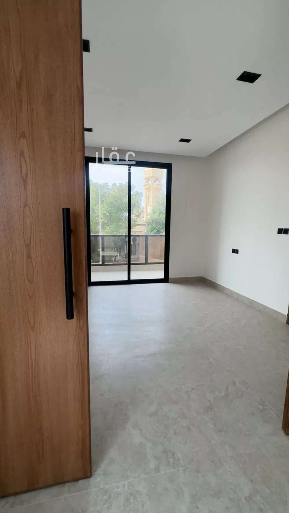 شقة 6 غرف في الامير محمد بن سعود 2