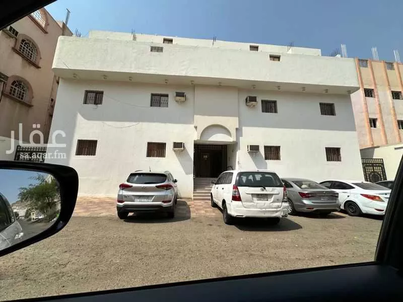 عمارة 750 م² في العدل 4