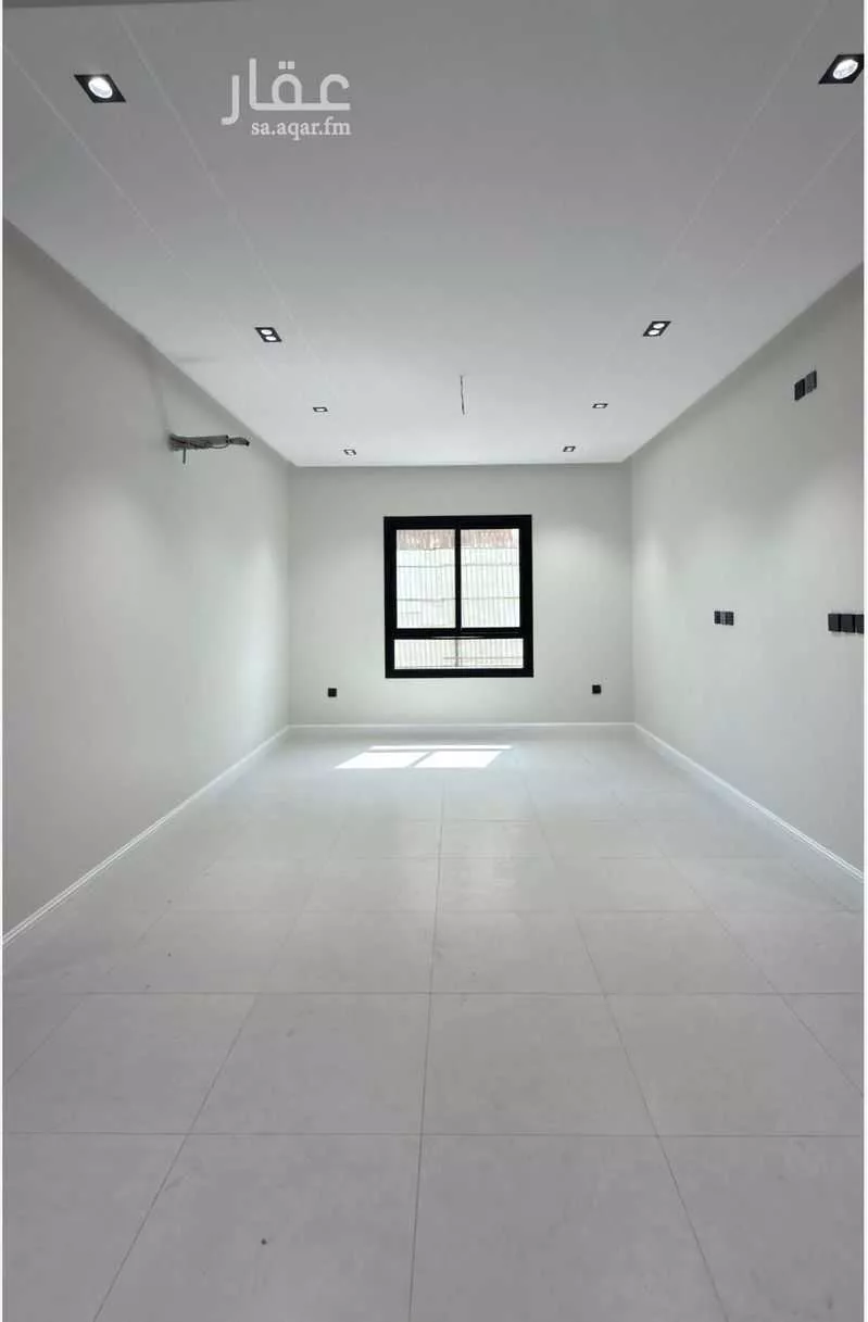 شقة 4 غرف في السلامة 3